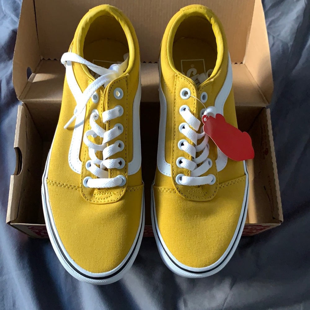 Rams new yellow vans